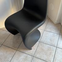 Panton chair nera opaca