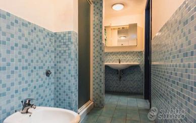 Piazza dei martiri si resibenza bilocale arredato