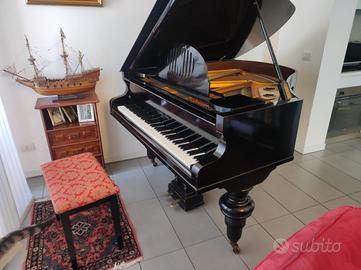 pianoforte mezza coda