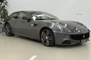 Ferrari FF DCT - Tetto panoramico e Sollevatore