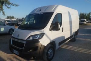 Fiat Ducato furgone medio alto