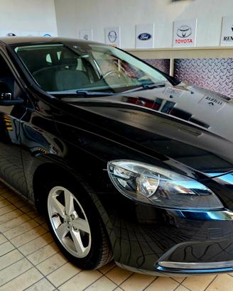 Volvo V40 D2 Momentum