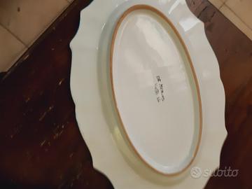 antipastiera in ceramica di Vietr.