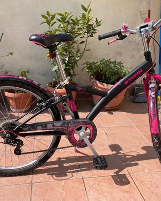 Bicicletta ragazza-donna eccellente 