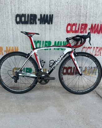 BIANCHI OLTRE SUPERLEGGERA