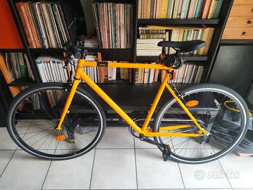 Bici città single speed ELOPS 500 gialla


