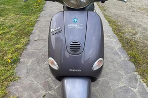 Vespa et4 150