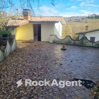 VILLA PANORAMICA CON GIARDINO E SPAZI PER VIVERE E