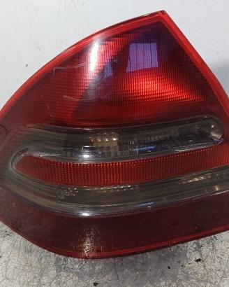 STOP FANALE POSTERIORE SINISTRO MERCEDES Classe C