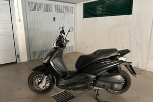 Piaggio Beverly 125 i.e. – 2015 – 14.400 km