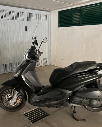 Piaggio Beverly 125 i.e. – 2015 – 14.400 km