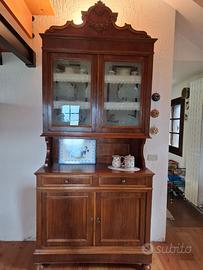 credenza con vetrinetta in noce fie '800