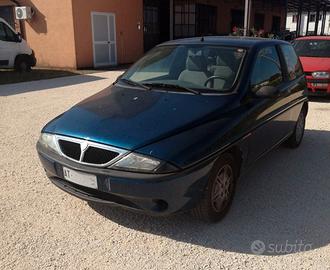 Lancia Y 1.2 8V