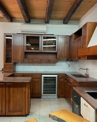 Cucina in legno