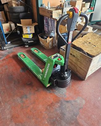 Transpallet elettrico 1500kg con litio