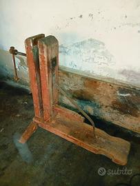 Antica Morsa da Falegname a Colonna - Artigianale 