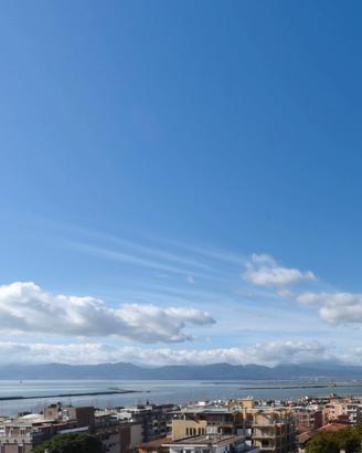 Appartamento con Attico e Splendida Vista Mare