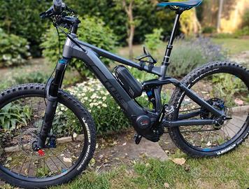 bicicletta elettrica MTB  cube stereo 140 MM