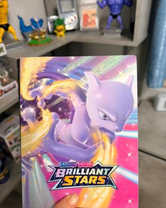 Raccoglitore con carte Pokémon