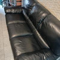 divano in oelle nero