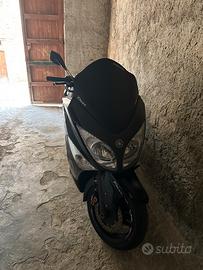 Yamaha tmax 500