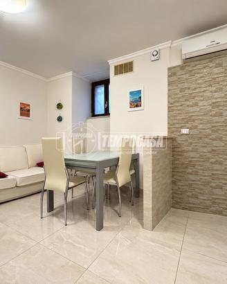 Appartamento a Napoli Via Diocleziano 2 locali