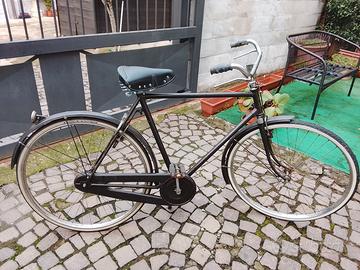 bicicletta vintage bianchi. uomo