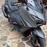 Yamaha tmax 560 2025
