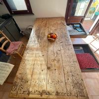 Tavolo da pranzo in legno