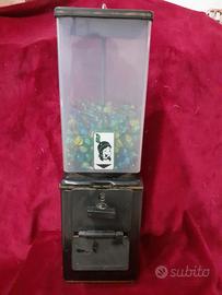 distributore di gomme da masticare anni 60