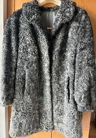 Pelliccia Astrakan colore grigio