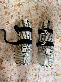 paraschiena e ginocchiere acerbis 