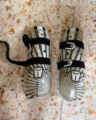 paraschiena e ginocchiere acerbis 