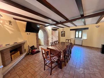 CASA SEMINDIPENDENTE A VEROLI