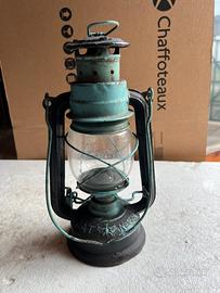 Vecchia lampada a kerosene petrolio