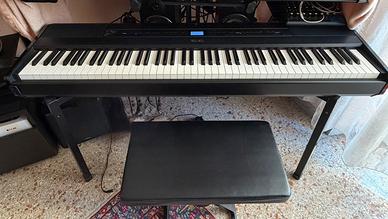 Pianoforte Yamaha p525 come nuovo