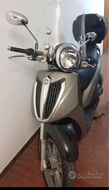 Piaggio carnaby cruiser