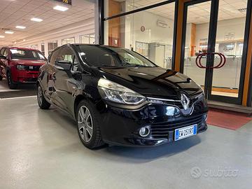 RENAULT Clio 1.2 75CV 5 porte Costume National
