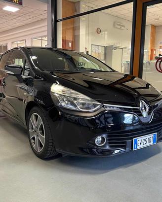 RENAULT Clio 1.2 75CV 5 porte Costume National