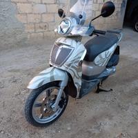 Aprilia Scarabeo 125 - 2009