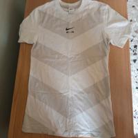 Maglietta Nike Bianca con Righe Grige