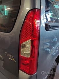 Fanale posteriore destro PEUGEOT PARTNER del 2010