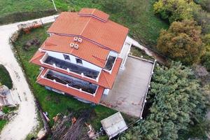 Villa bifamiliare in costruzione da completare