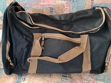 Borsone da Viaggio 50×25 cm – Nuovo, Nero/Marrone