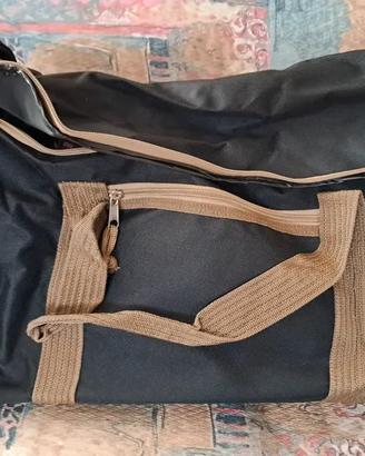 Borsone da Viaggio 50×25 cm – Nuovo, Nero/Marrone