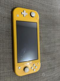 Nintendo switch lite +2 giochi pokemon