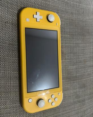 Nintendo switch lite +2 giochi pokemon