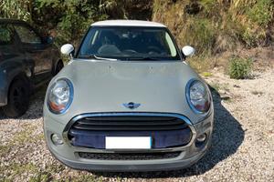 Mini 1.5 Cooper D Business XL