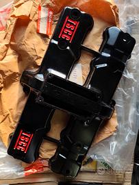 COPERCHIO PUNTERIE ORIGINALE SUZUKI NUOVO GSX750 1