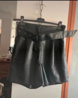 Pantaloncino Intrend taglia 42